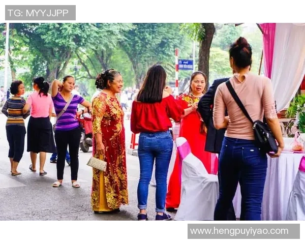 岘港与西贡足球友谊赛精彩对决展现两地球队风采与团结精神