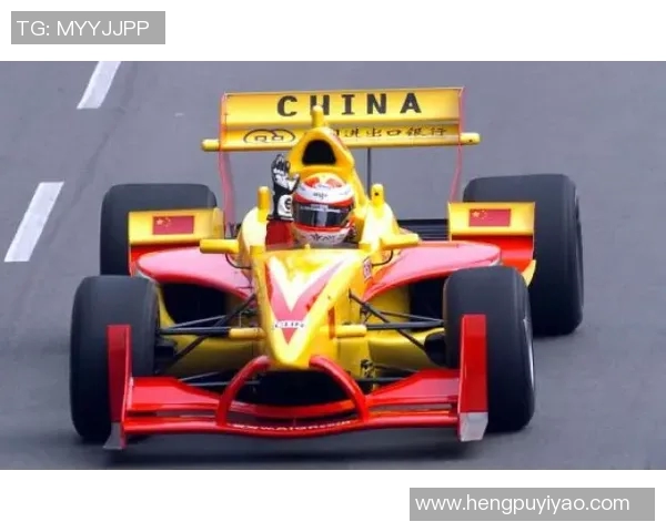 探索4vs赛车鞋子的独特魅力与性能优势,助你在赛道上尽情驰骋 探索4vs赛车鞋子的独特魅力与性能优势,助你在赛道上尽情驰骋