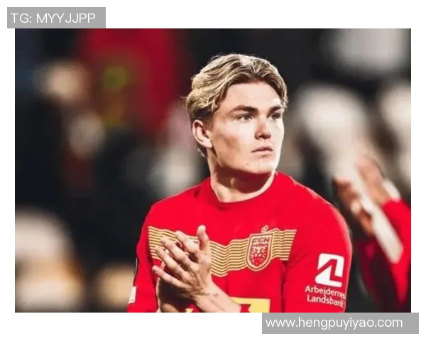 莱万回归拜仁遭球迷嘘声四起质疑其忘恩负义情感纠葛