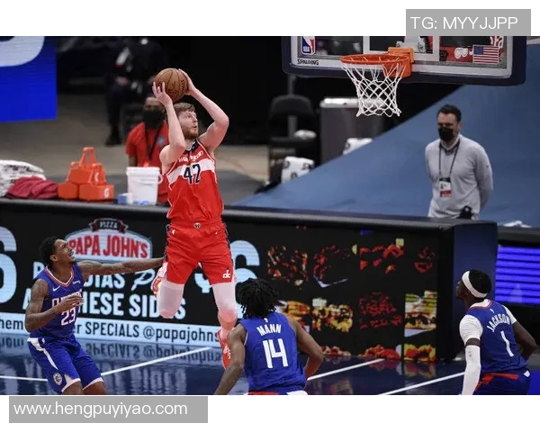 重庆篮球队实力强劲荣登全国力量排行榜第七位 重庆篮球队实力强劲荣登全国力量排行榜第七位