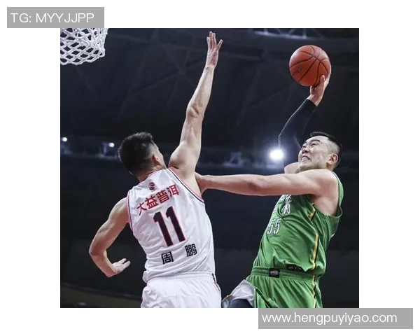 韩德君:从篮球新星到职业生涯巅峰的奋斗历程与荣耀时刻 韩德君:从篮球新星到职业生涯巅峰的奋斗历程与荣耀时刻